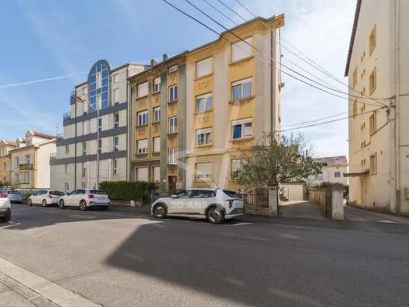 Appartement T2 à Metz - 48,60 m² - Balcon - À Rénover