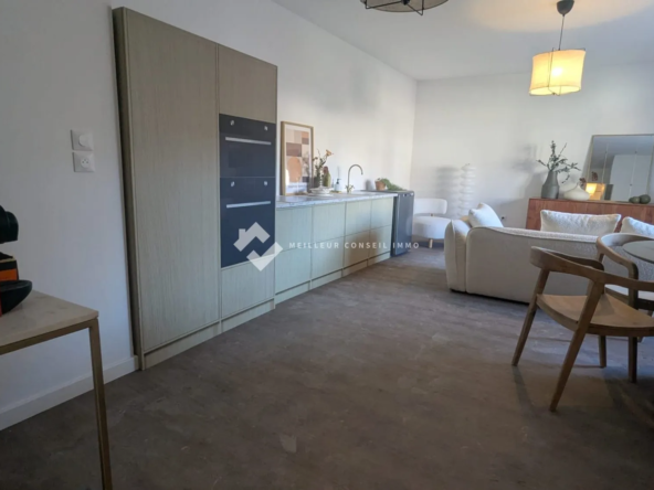Appartement 2 pièces en vente à Béziers avec balcon et stationnement sécurisé