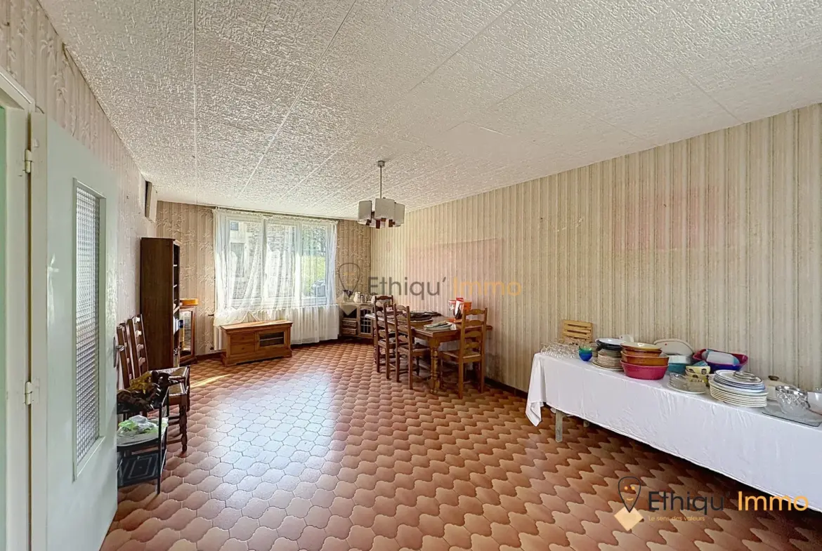 Magnifique corps de ferme avec dépendances et terrain de 7550 m² à Morancourt 