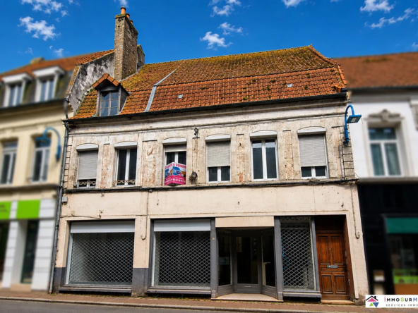 Immeuble à vendre en centre-ville avec fort potentiel à Saint-Pol-sur-Ternoise
