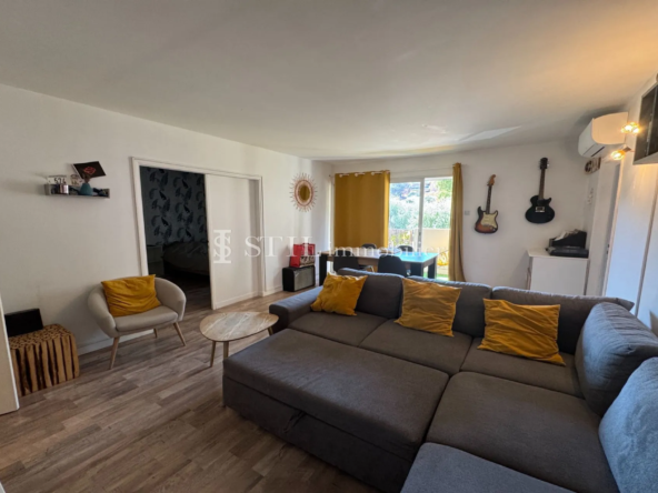 Appartement T4 à vendre à Sainte-Maxime avec terrasse et parking privé
