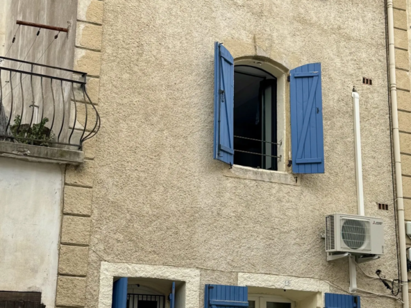 Maison de ville rénovée de 67 m² avec 3 chambres à Lézignan-la-Cèbe