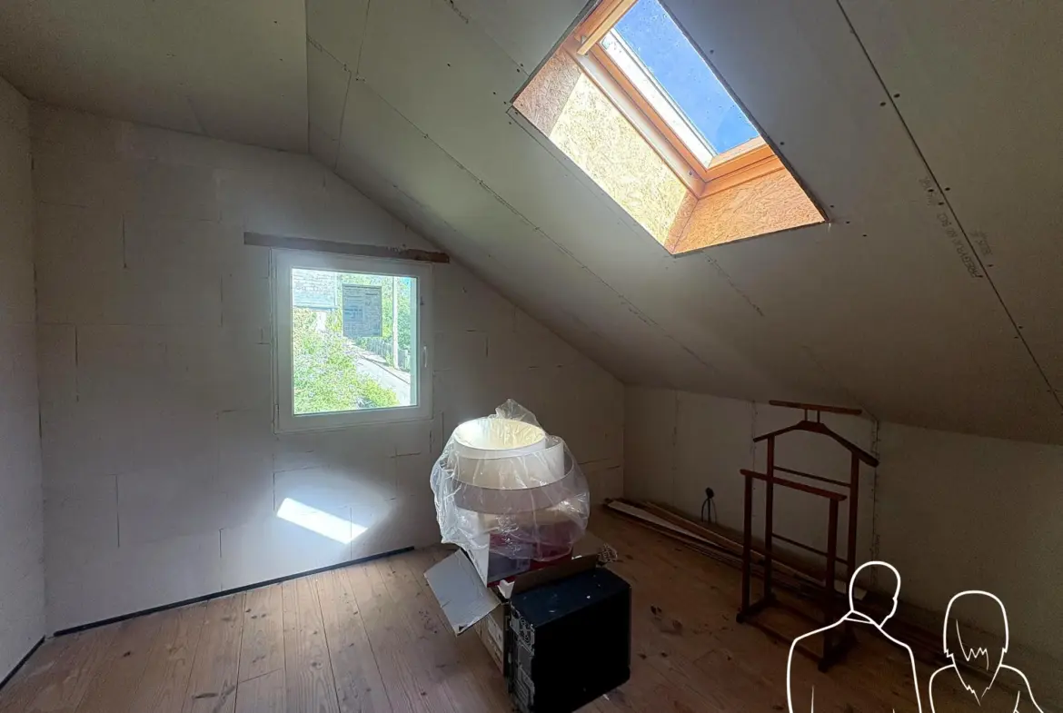 Maison de ville de 68,88 m² avec terrasse et potentiel à Pont-Audemer 