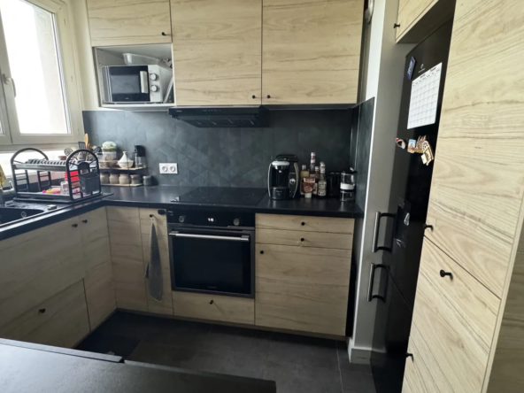 Appartement 3 pièces à vendre à La Courneuve, 63 m² avec balcon, cave et parking