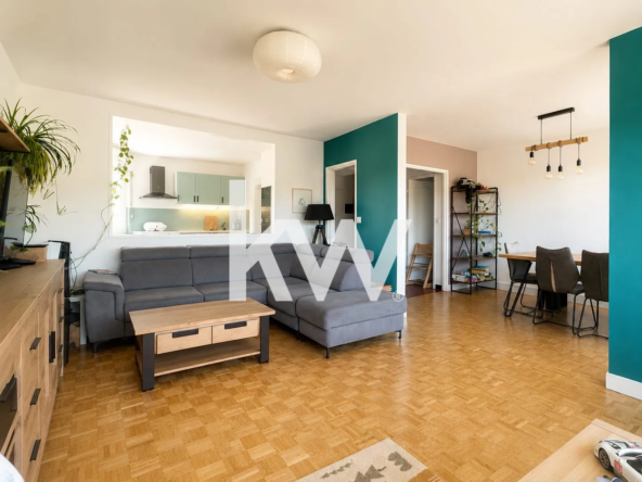 Appartement à vendre à Saint-Étienne avec vue panoramique et parking