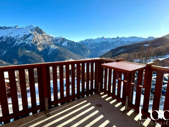 Appartement T2 avec terrasse et piscine à Puy Saint Vincent 1800