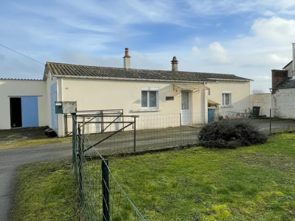 Maison de plain-pied à vendre louée à Saint-Michel avec terrain et terrasse
