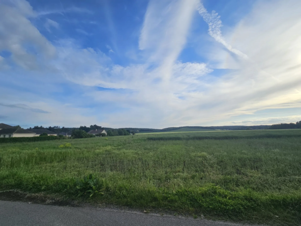 Terrain à bâtir de 2020 m² à Vaux-sur-Eure en vallée d'Eure
