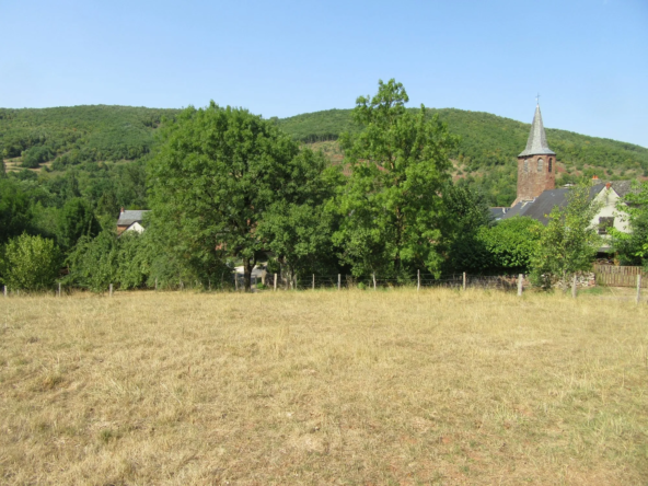 Terrain à bâtir de 1015 m² à Saint-Christophe avec vue dégagée