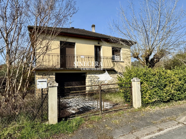 Maison à rénover de 80 m² avec sous-sol et balcon à Lalinde