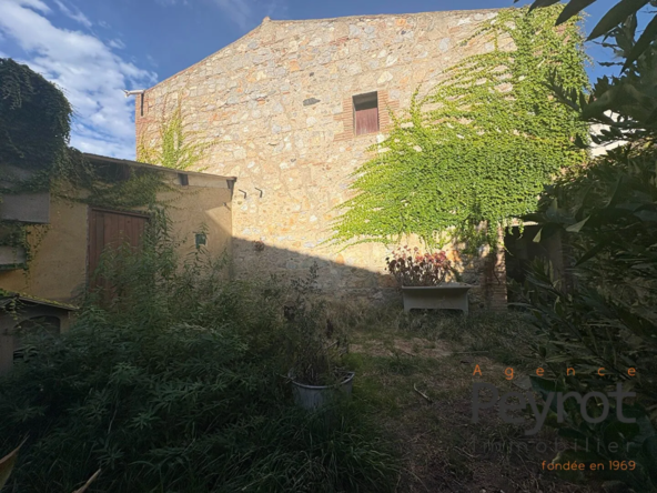 Grande grange à Torreilles avec projet immobilier et jardin - Potentiel de rénovation