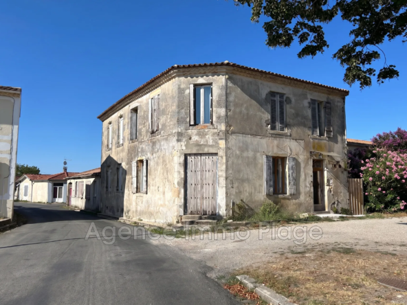 Ensemble immobilier en pierre à rénover au cœur du Médoc à Gaillan-en-Médoc
