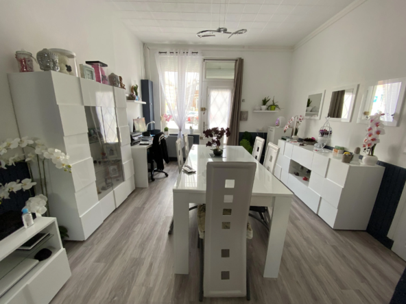 Maison à vendre à Moreuil avec 4 chambres, beaux volumes, proche centre-ville