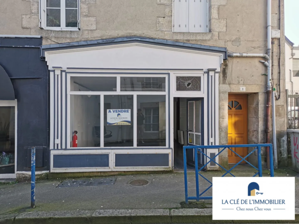 Local commercial de 49 m² à vendre à Quimper, emplacement privilégié