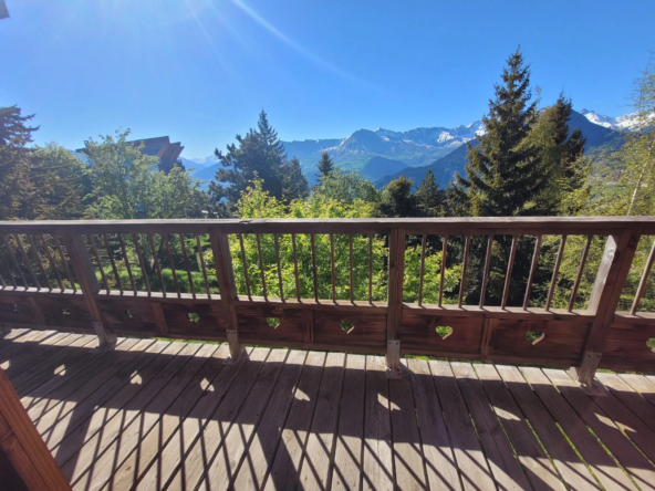 Appartement à vendre à Fontcouverte-la-Toussuire avec vue sur les Aiguilles d'Arves