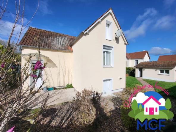 Maison ancienne à Ivry la Bataille de 74 m² avec jardin clos et bureau indépendant
