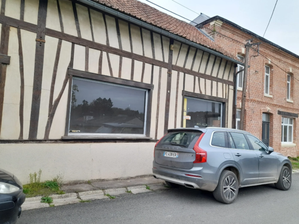 Ancien commerce à rénover de 63 m² à Allery en Picardie