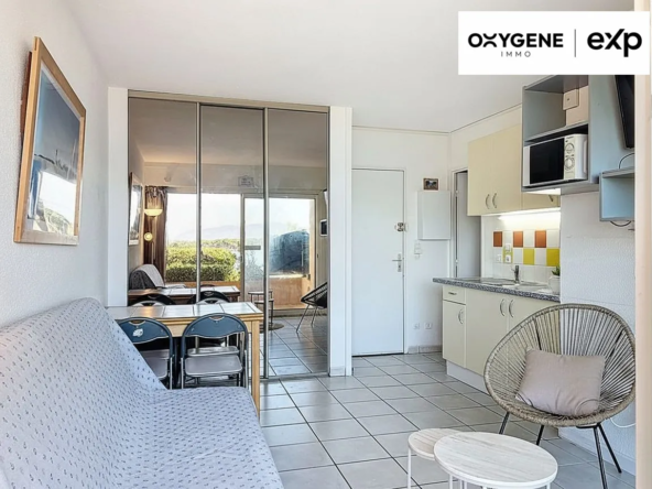 Appartement T1 bis avec vue dégagée et terrasse à Port Leucate