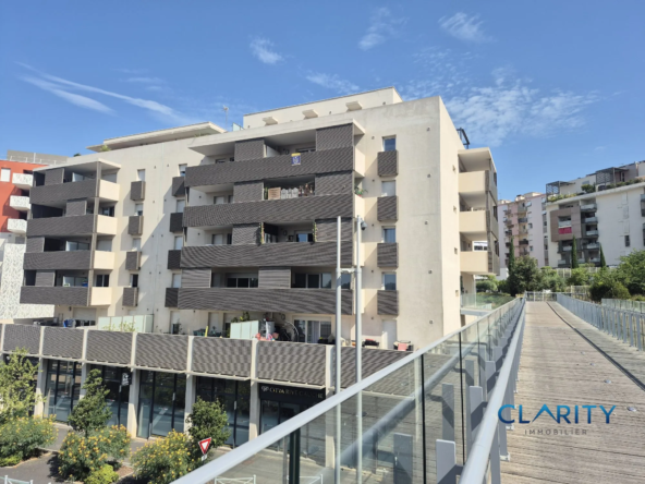 Appartement T3 à vendre à Béziers avec terrasse et parking privé