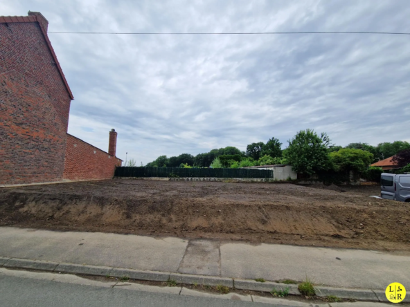 Terrain à bâtir de 334 m² à Lécluse - Opportunité à saisir