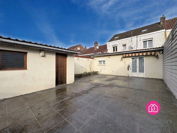 Grand Maison Familiale à Vendre à Fresnes-sur-Escaut avec Jardin et Garage