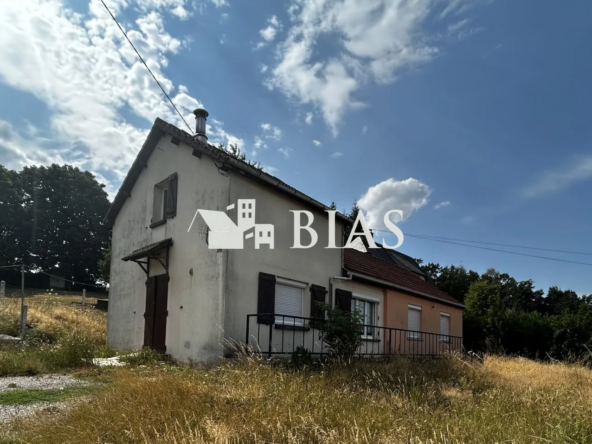 Maison à rénover à Saint Martin Osmonville – Investissement immobilier avec grand terrain