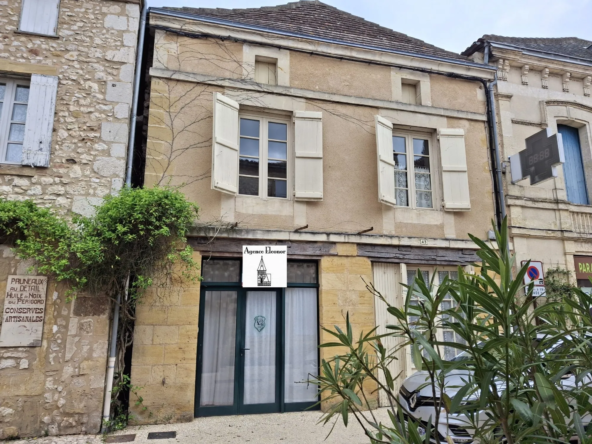 Magnifique maison ancienne de 210m² au cœur de Monpazier