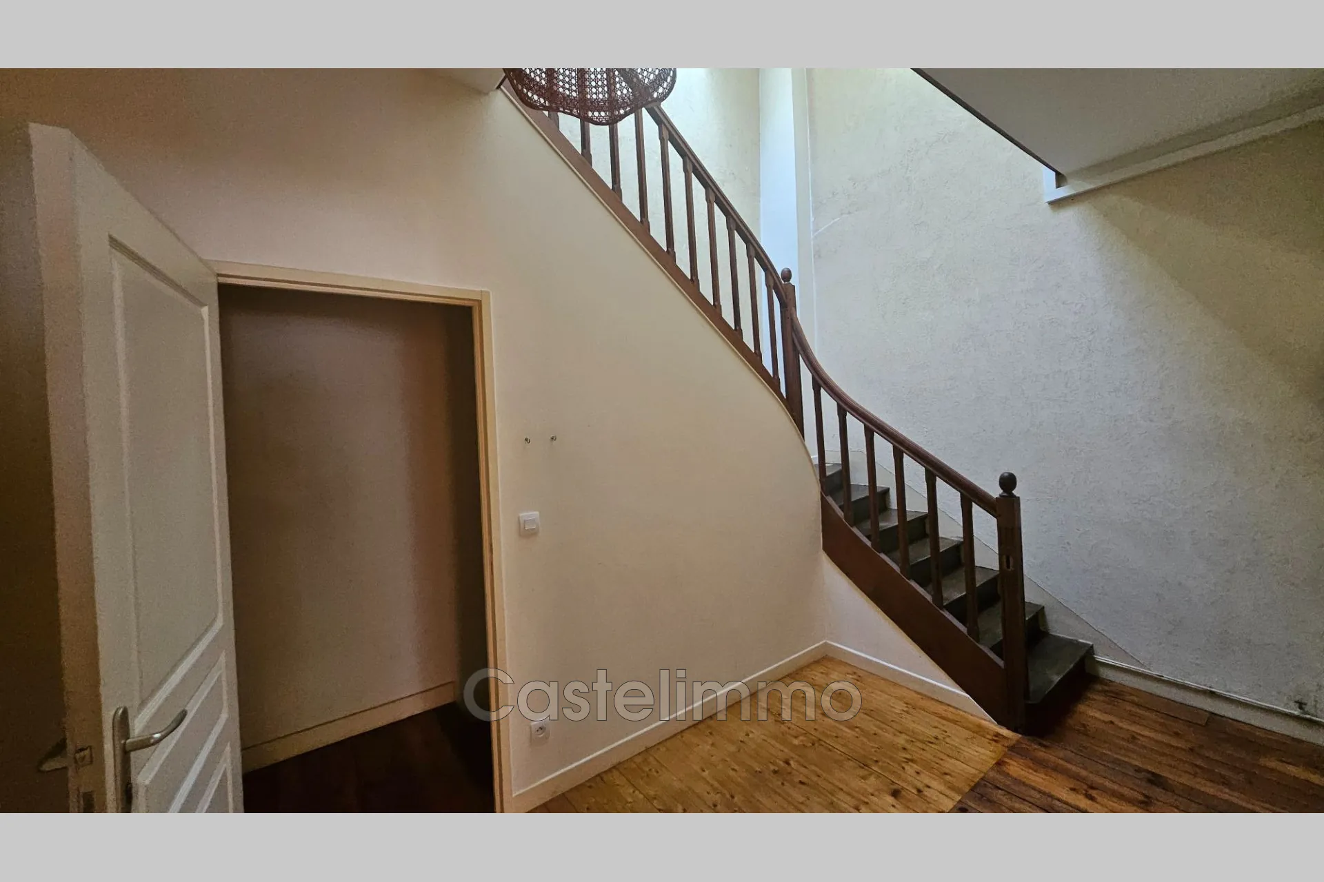 Immeuble de rapport à Castelsarrasin avec studio et duplex en centre-ville