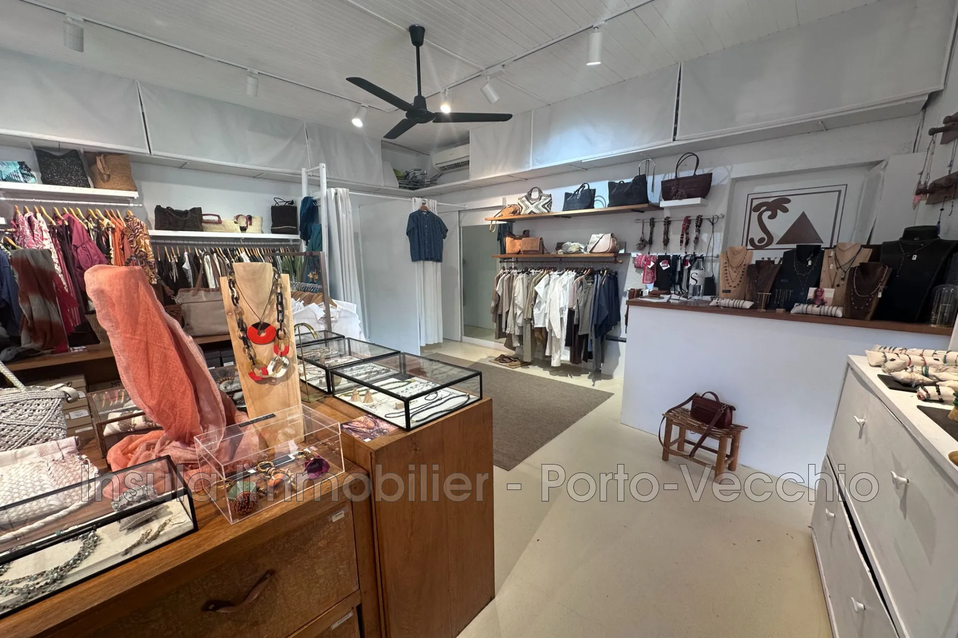 Fonds de commerce prêt-à-porter haut de gamme à Porto-Vecchio