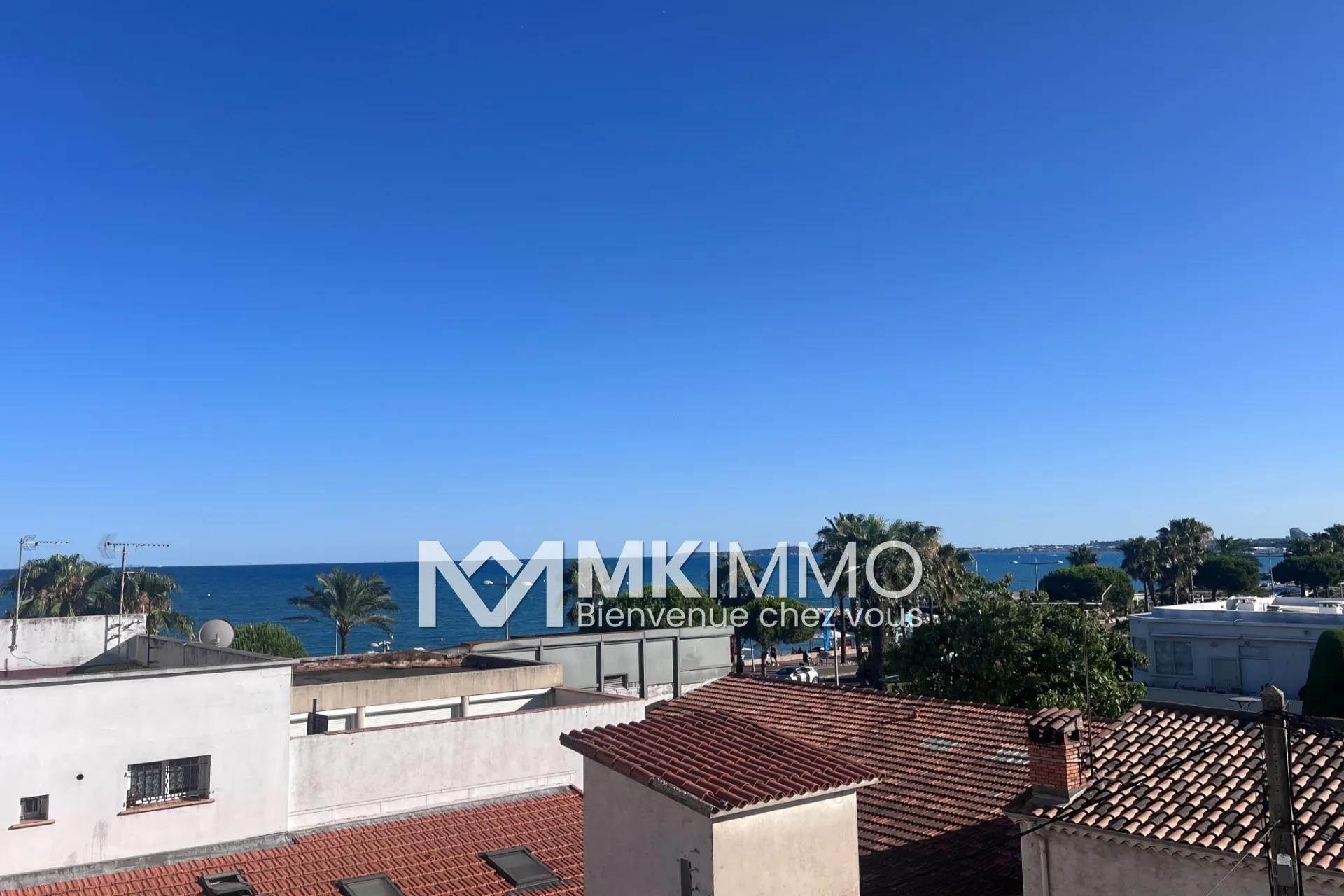 Studio en bord de mer à Cagnes-sur-Mer avec terrasse et vue panoramique