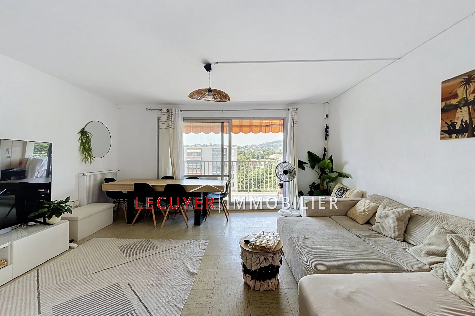 À vendre appartement 3 pièces avec vue mer à Juan-les-Pins