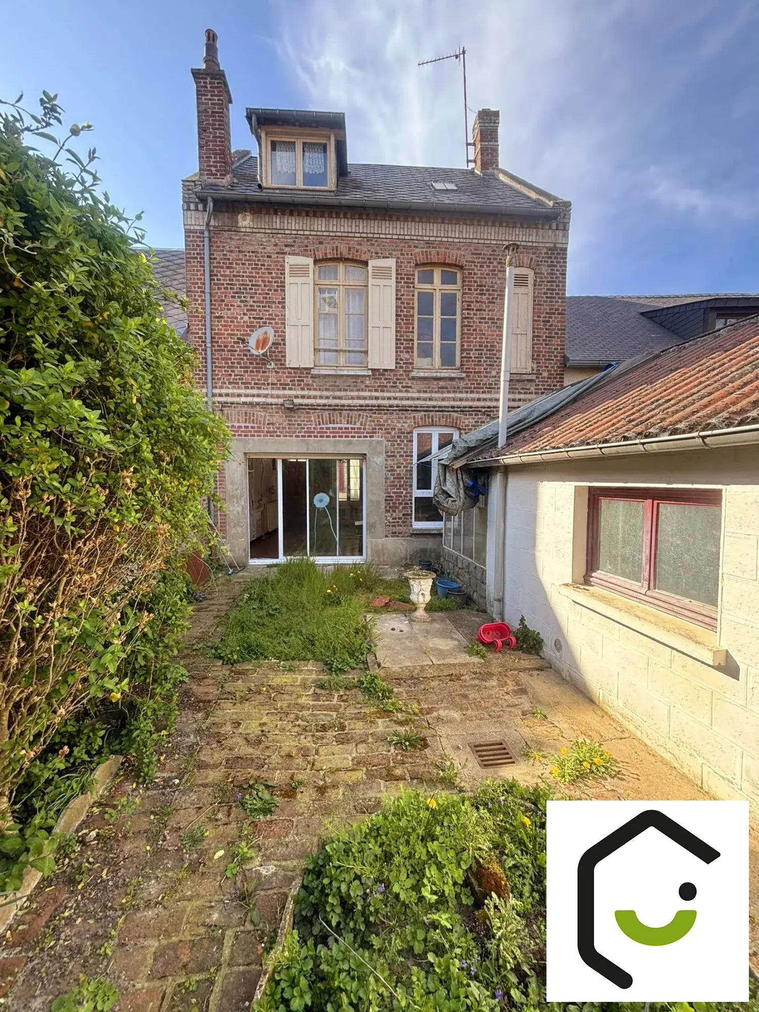 Maison à rénover de 86 m² à Montdidier – Opportunité d’investissement