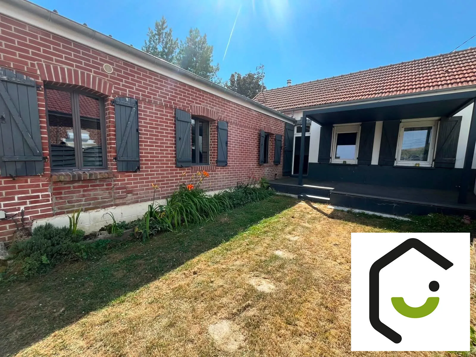 Maison à vendre à Suzanne avec terrasse et terrain de 175 m²