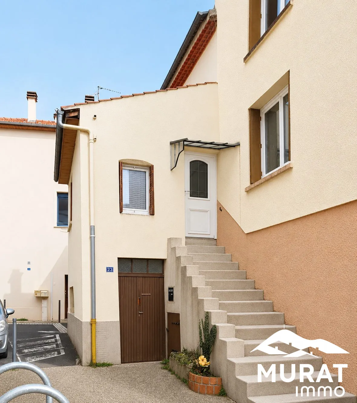 Maison en pierres avec dépendances à Saint-Amant-Tallende, idéal investissement ou résidence