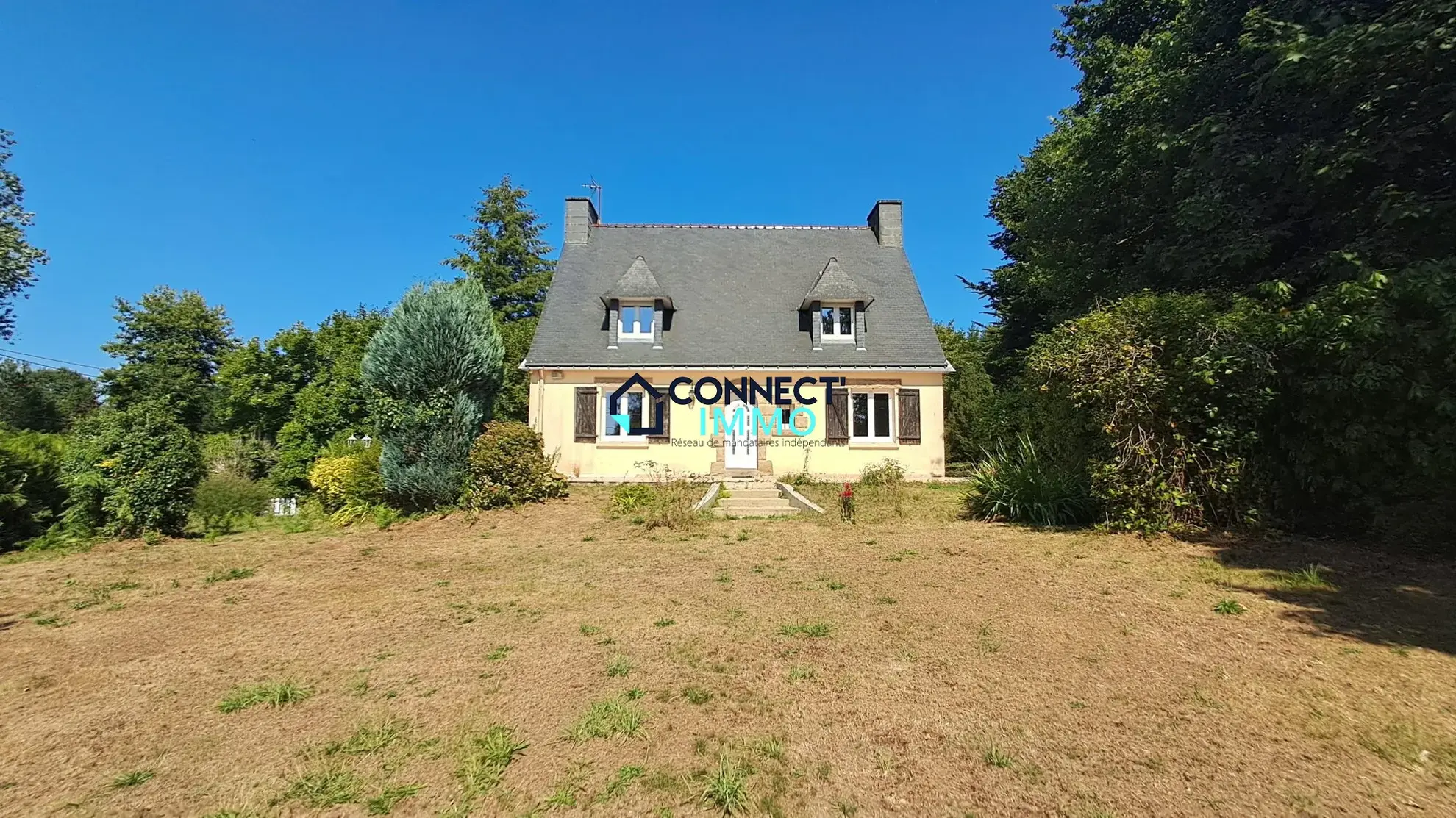 Maison traditionnelle avec grand terrain à Langonnet - Campagne