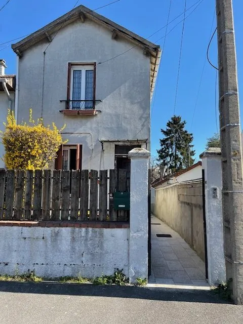 Pavillon F3 indépendant avec terrain à Le Blanc-Mesnil - Secteur calme