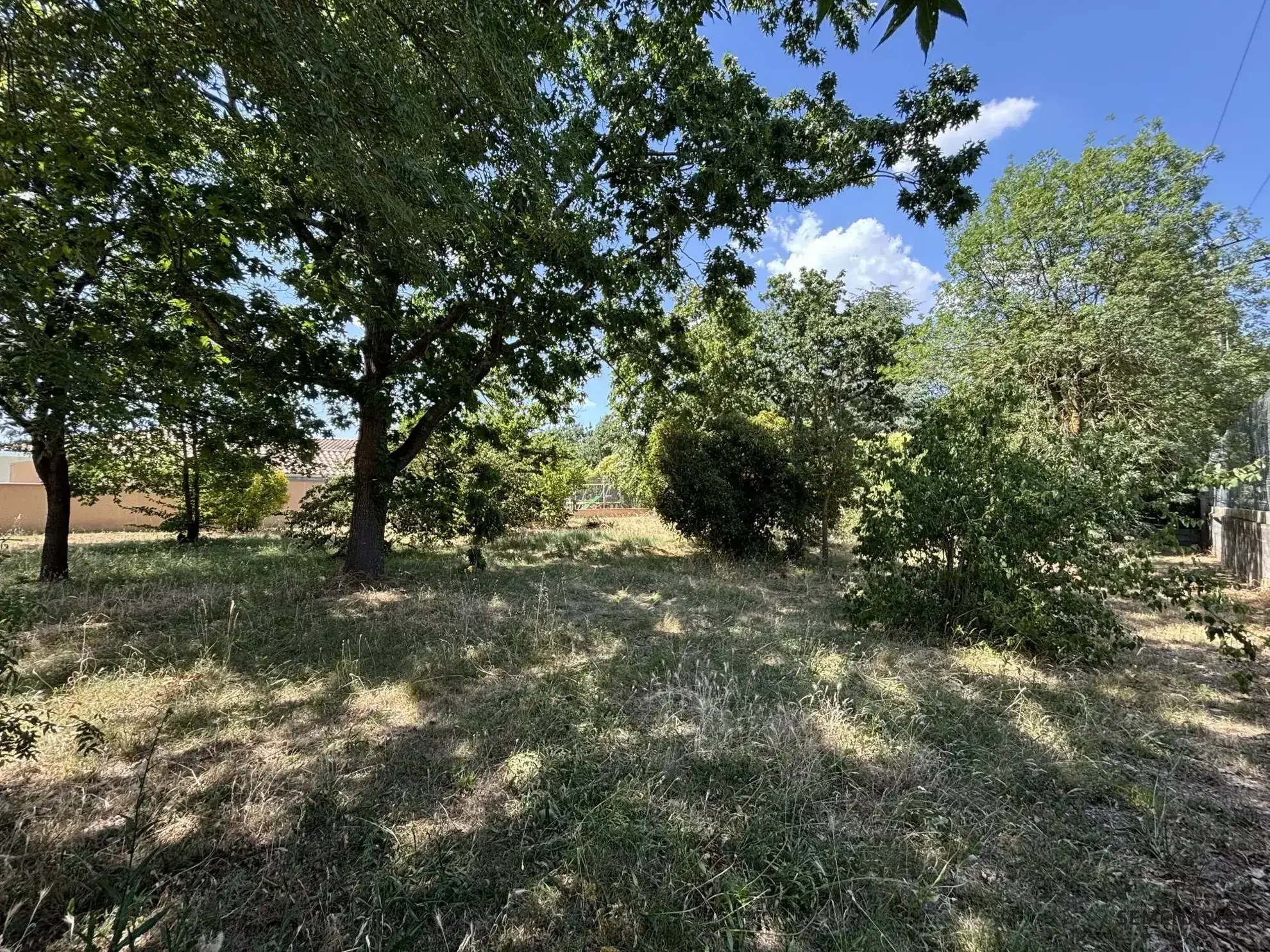 Terrains à vendre à Roques - 1240 m² non viabilisé avec étude G1