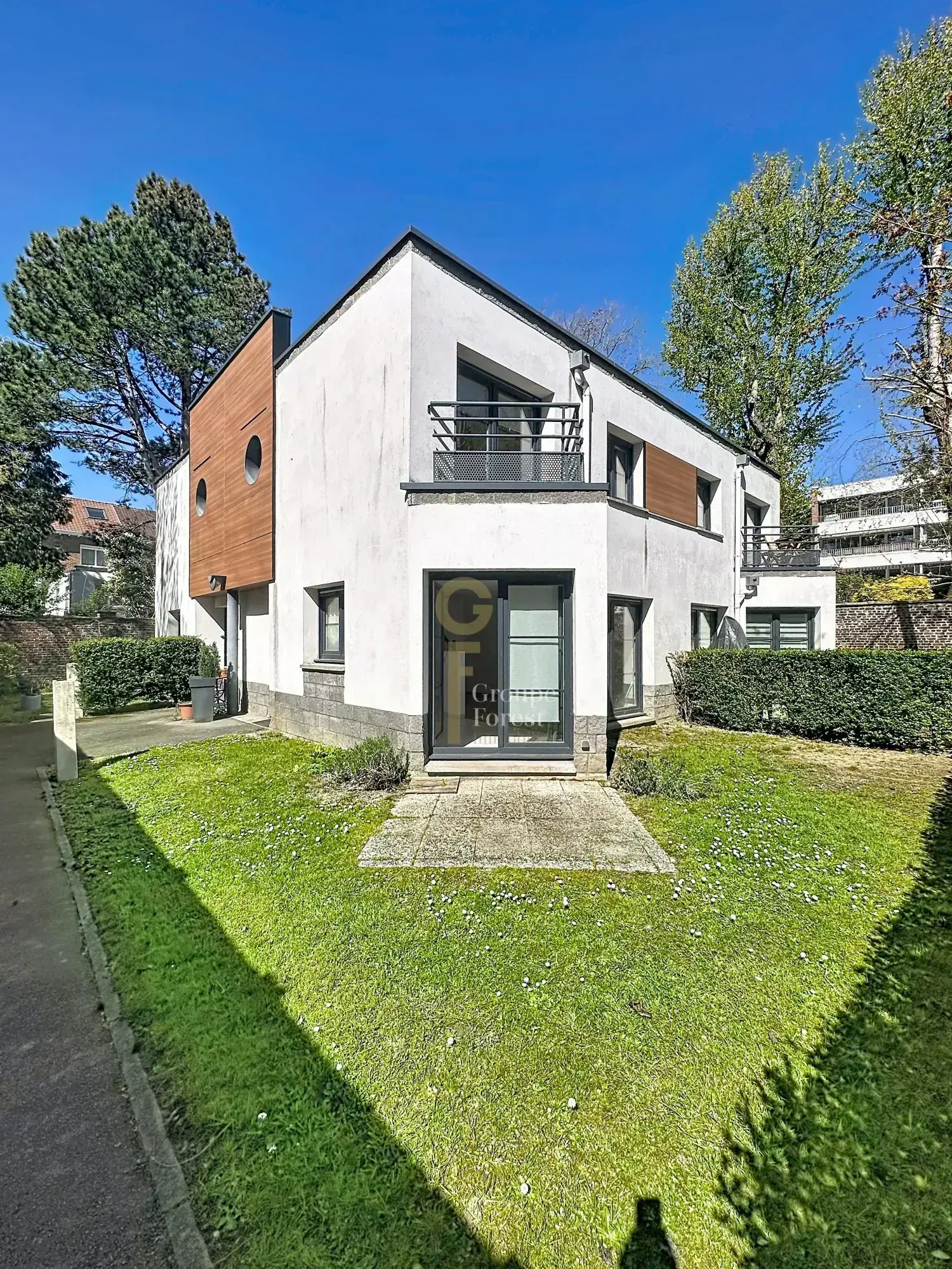 Appartement duplex 3 pièces avec terrasse et jardin à Roubaix