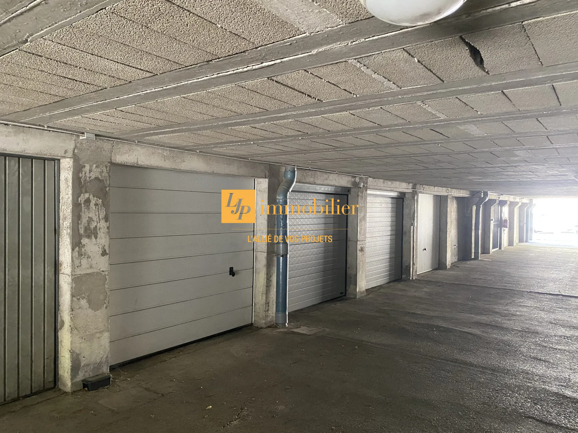 Garage fermé de 13m² à Montpellier, secteur Hôpitaux et Facultés