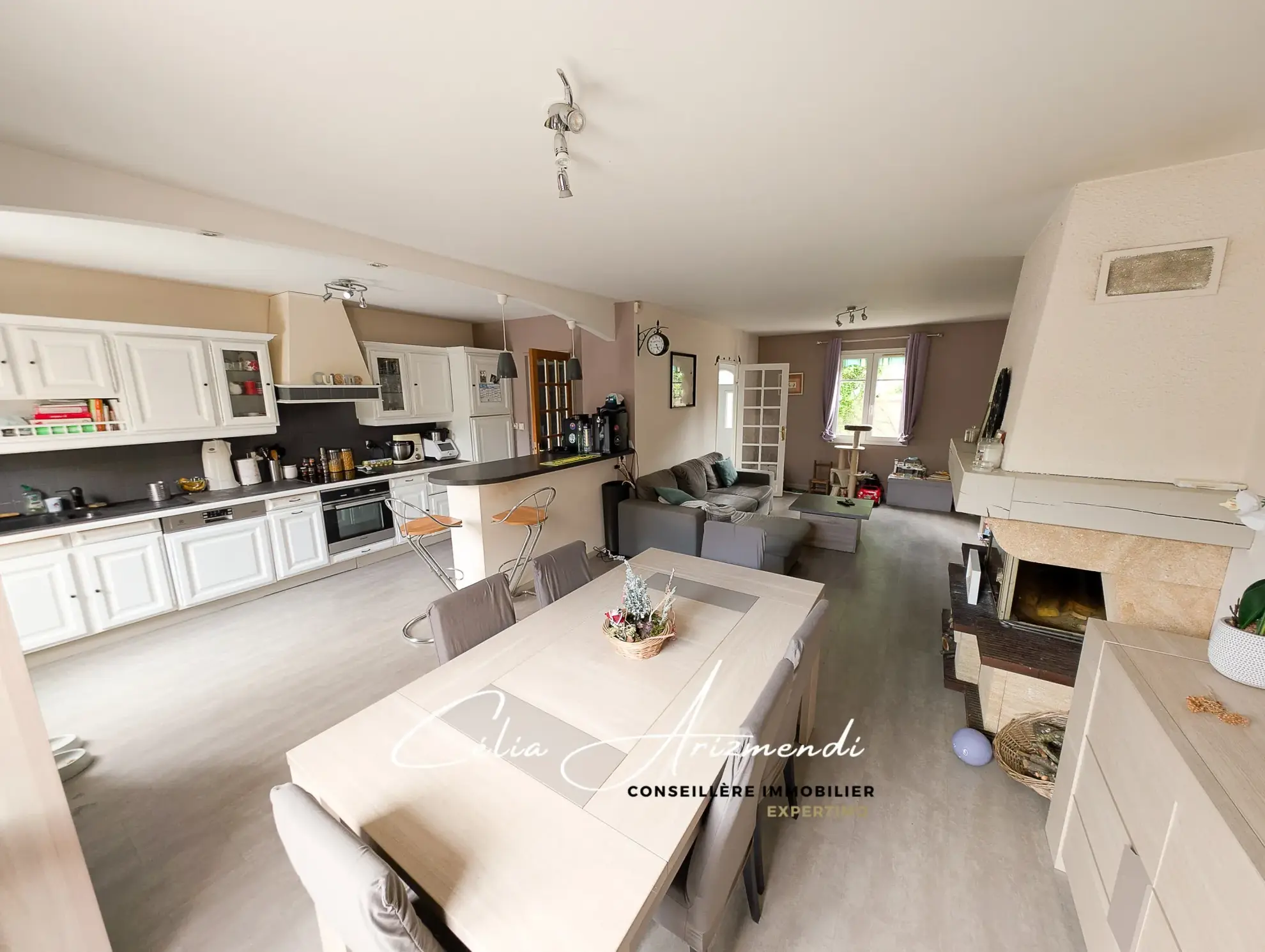 Maison familiale à vendre à Savigny-le-Temple - Charmante maison de 86,50 m² avec jardin et garage