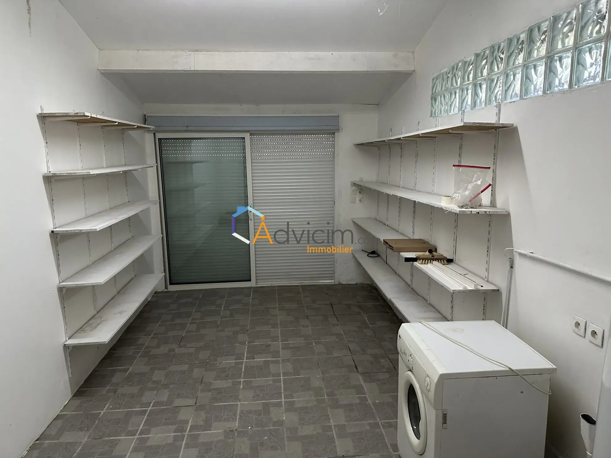 Maison à vendre à Chuelles avec 4 chambres, grand terrain boisé et environnement naturel 