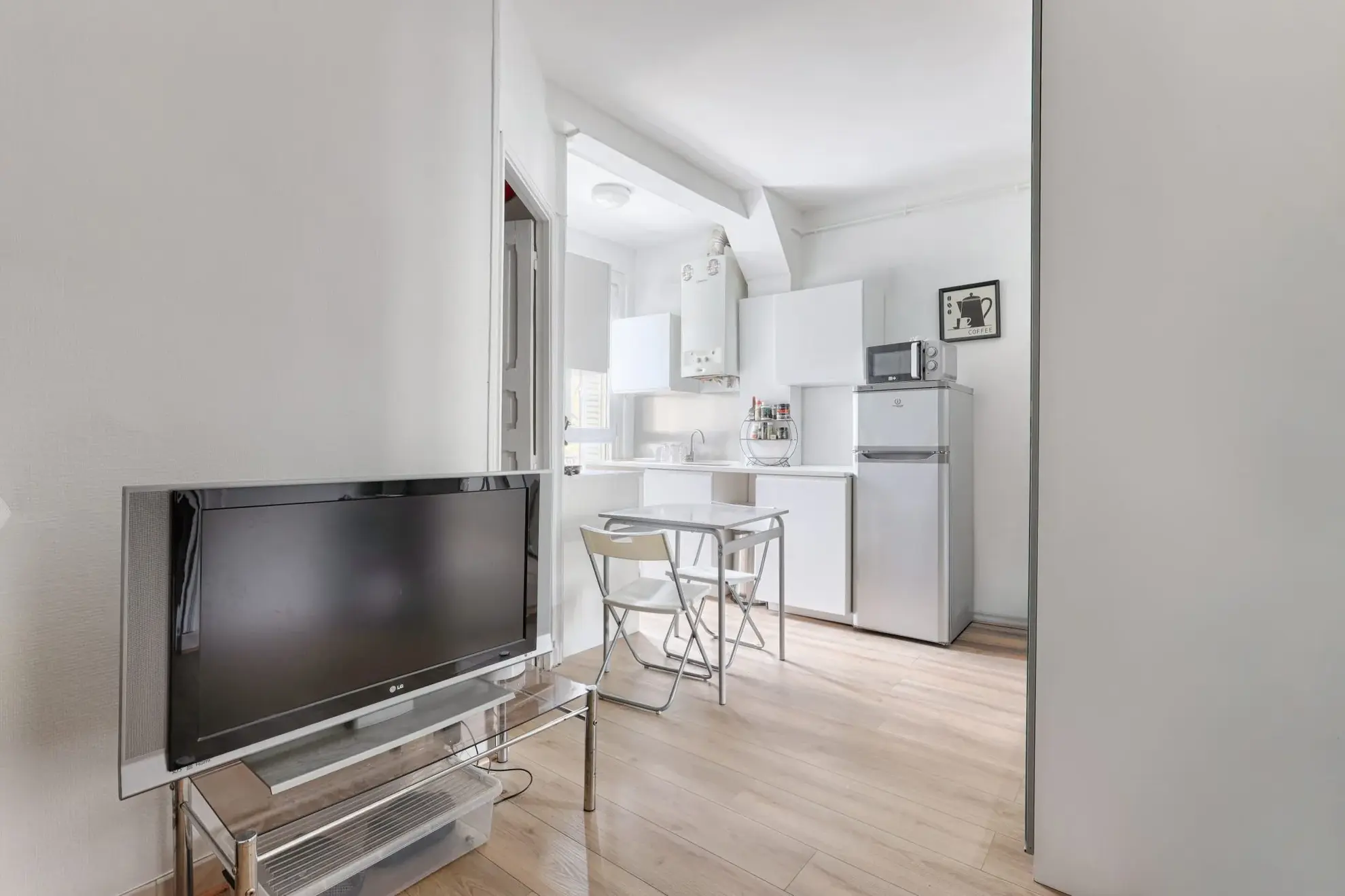 Appartement T2 à Courbevoie – Lumineux, idéal primo-accédant ou investisseur 