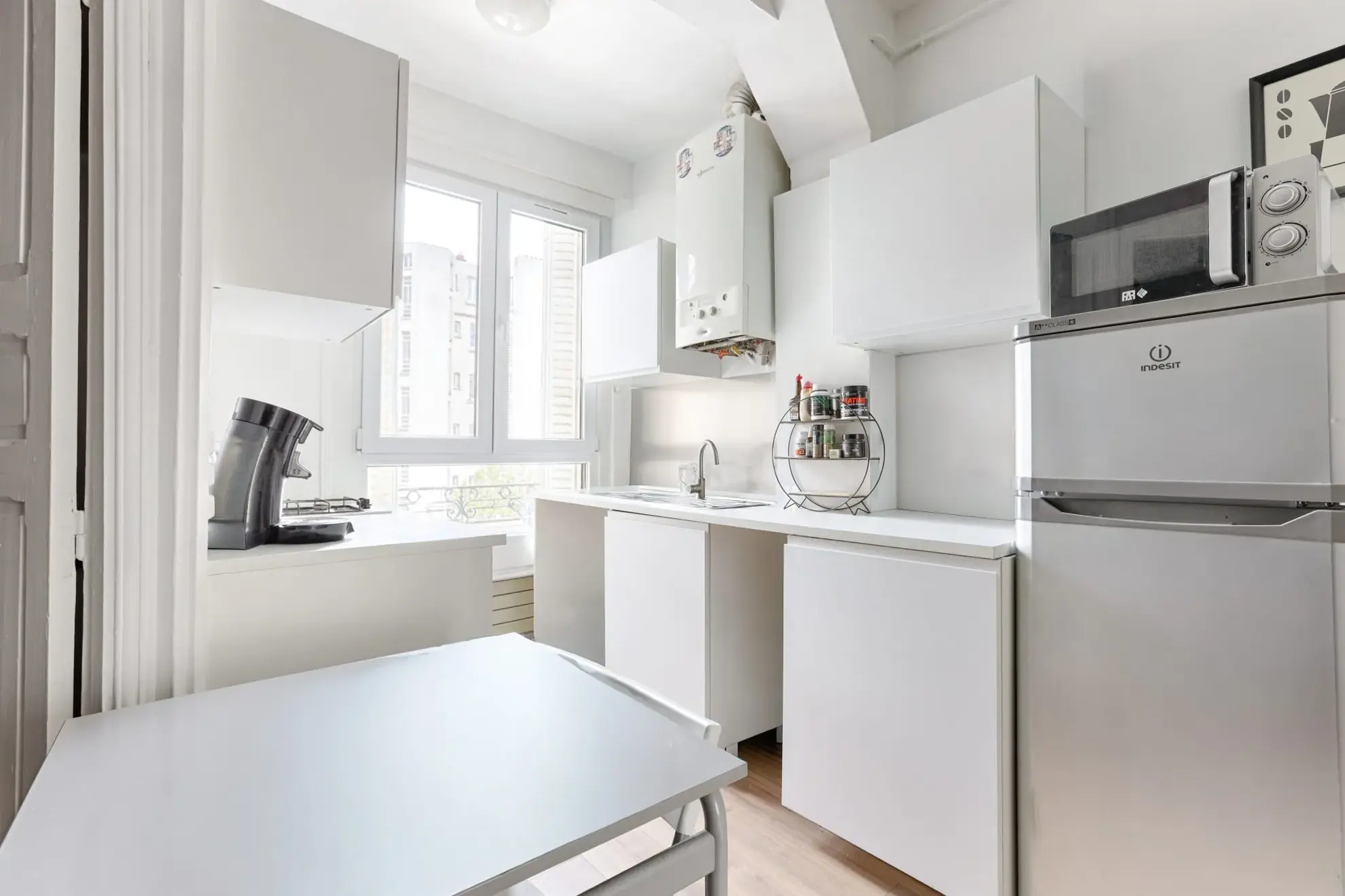 Appartement T2 à Courbevoie – Lumineux, idéal primo-accédant ou investisseur 