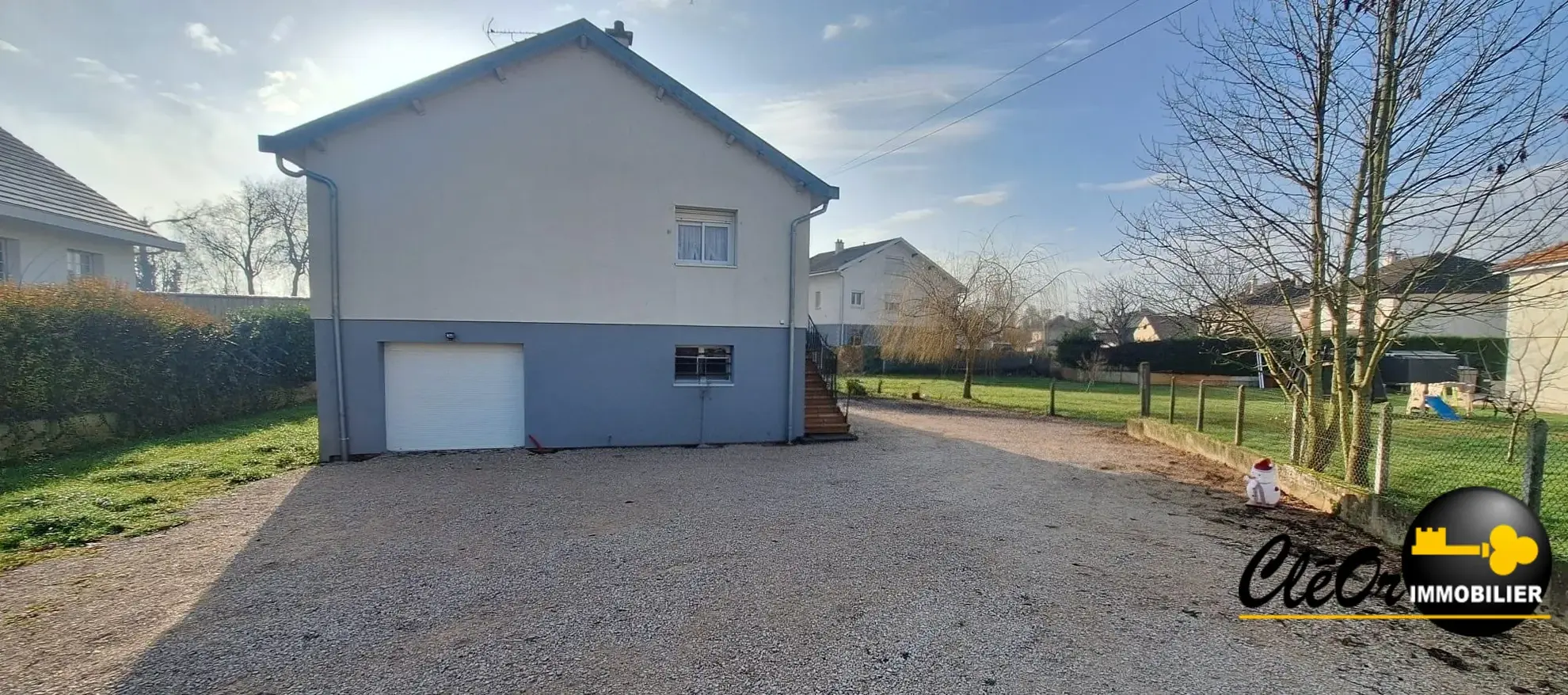 Maison traditionnelle à vendre à Losne - 2 chambres, terrain clos, faible consommation énergétique 