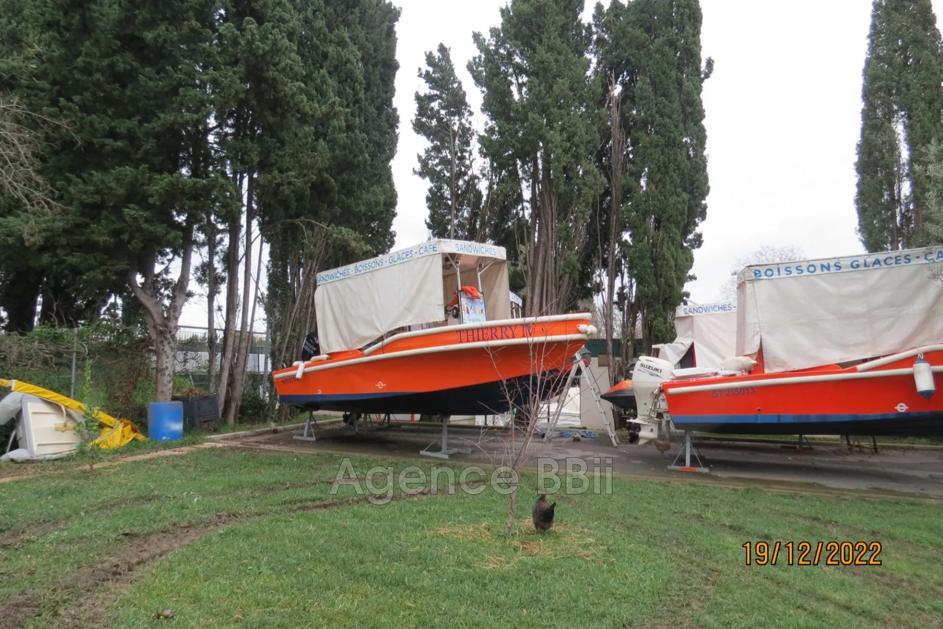 Vente de trois bateaux commerciaux à Theoule-Saint Raphael - Opportunité rare 