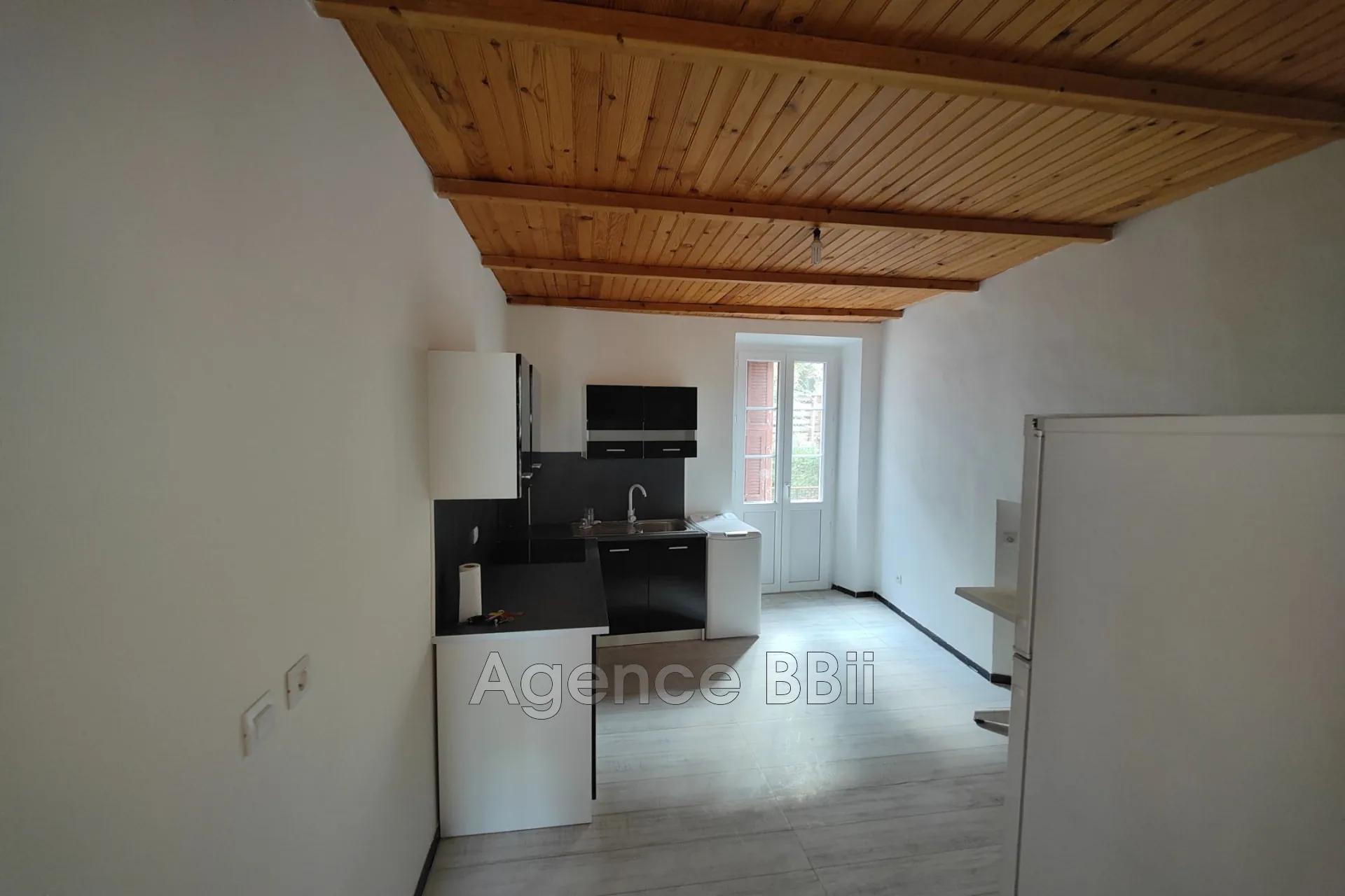 Belle Opportunité : Duplex 7 pièces à Lucéram avec vue imprenable 