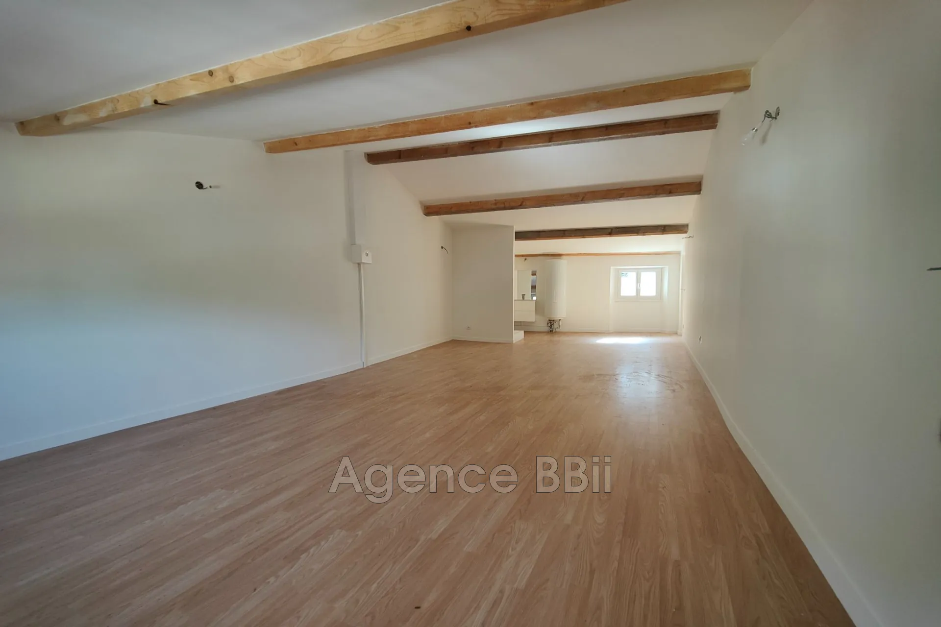 Belle Opportunité : Duplex 7 pièces à Lucéram avec vue imprenable 