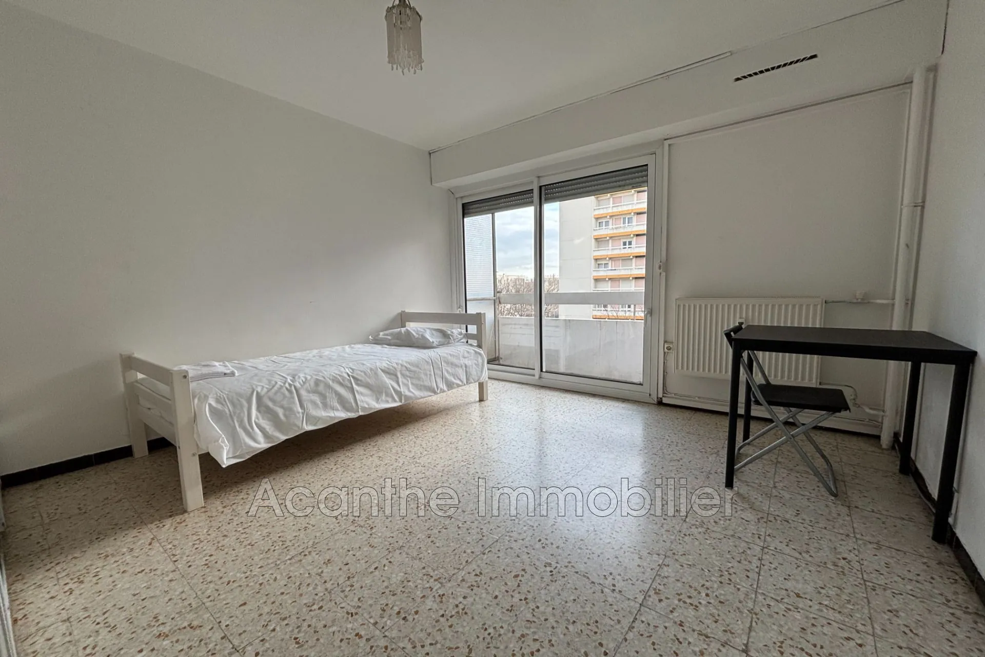 Appartement T3 lumineux avec balcon et garage à Montpellier La Paillade 