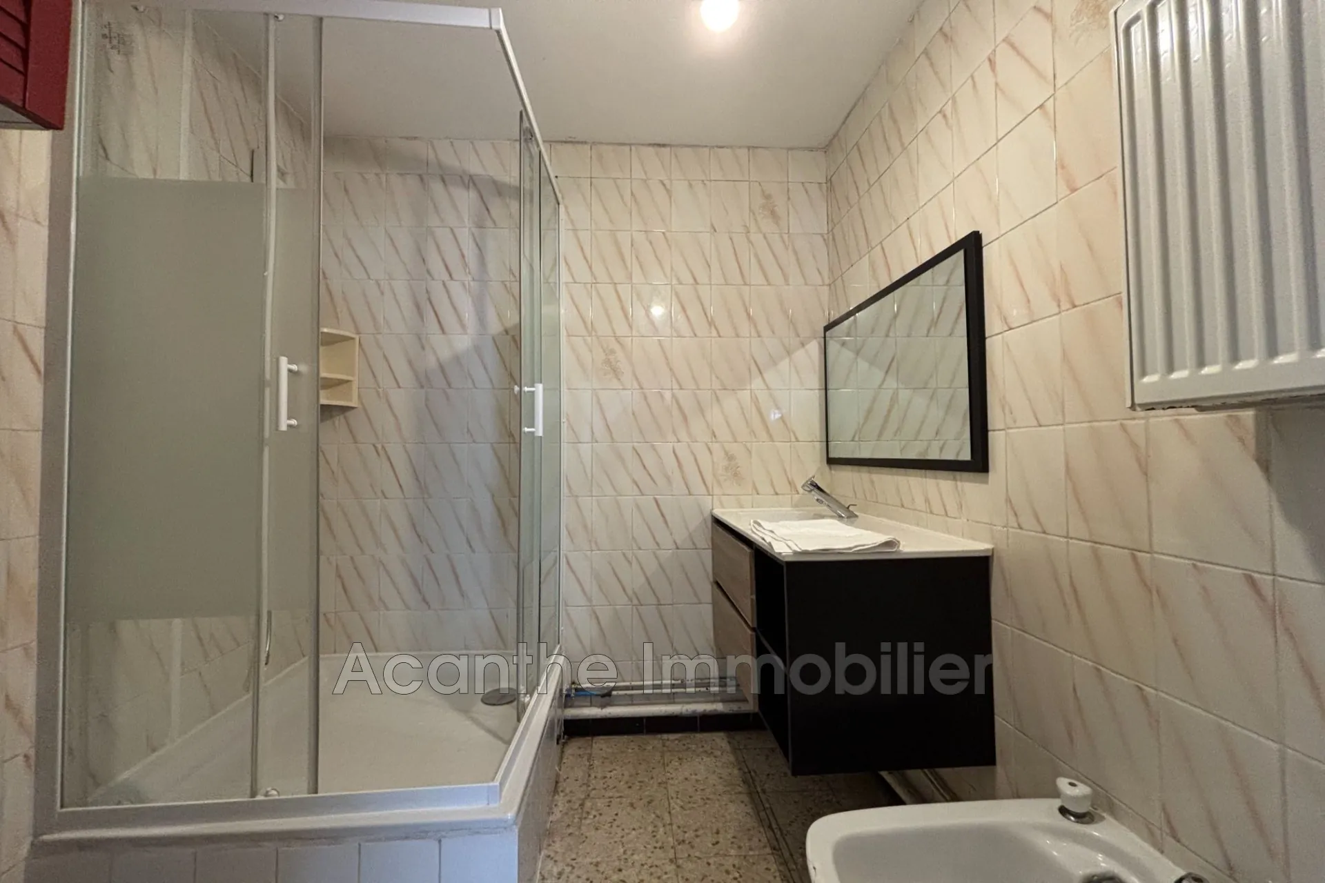 Appartement T3 lumineux avec balcon et garage à Montpellier La Paillade 