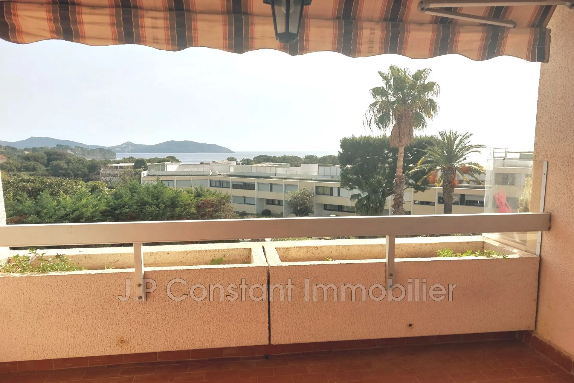 Appartement T1 Bis avec terrasse et vue mer à La Ciotat - Quartier Fontsainte 